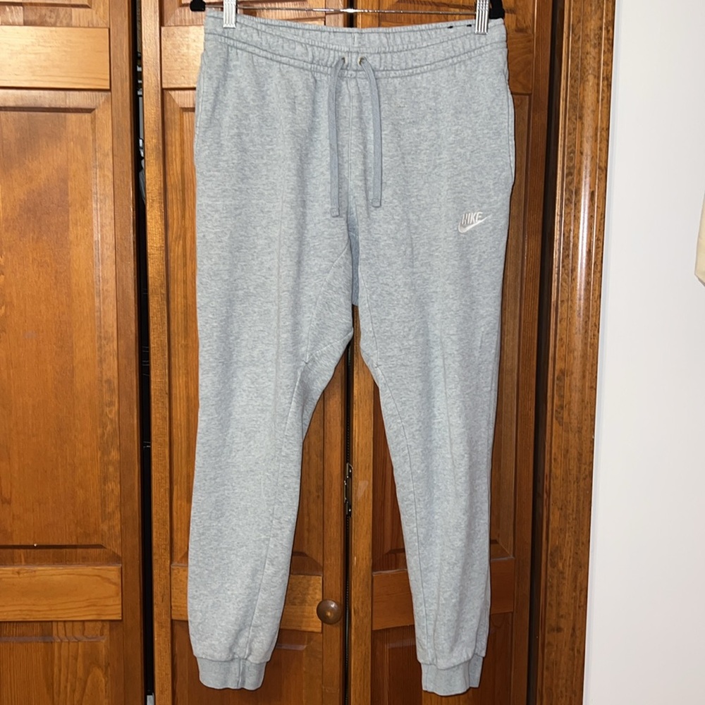 Men’s Nike Grey Jogger Sweatpants